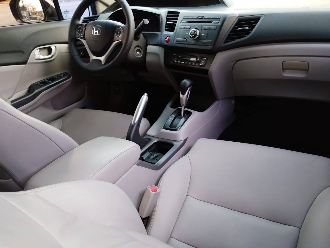 Honda Civic Sedan LXR 2.0 Flexone 16V Aut. 4p
