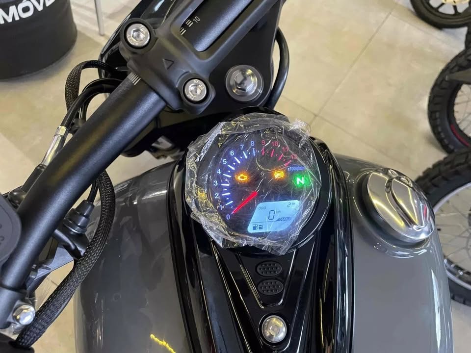 SHINERAY XY 250-6B DISCOVER