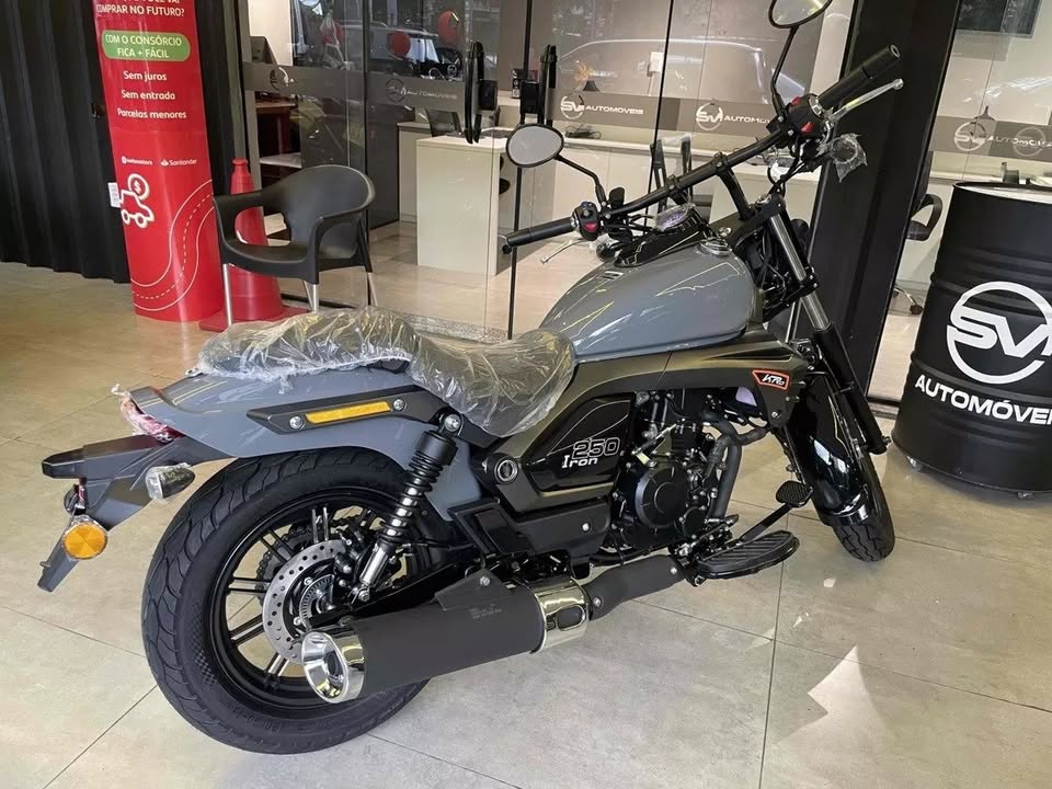 SHINERAY XY 250-6B DISCOVER