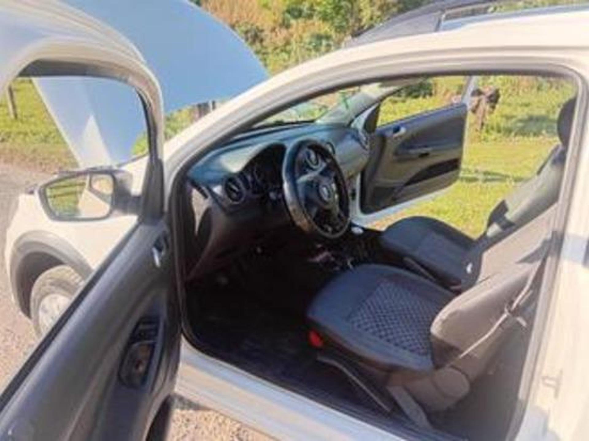 VW - VolksWagen Saveiro Trendline 1.6 T.Flex 8V CD