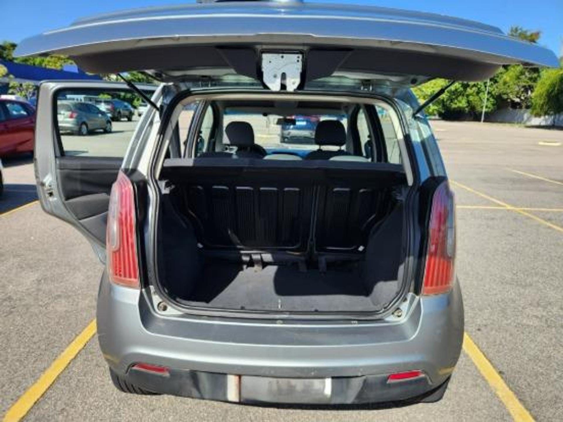 Fiat Idea ATTRACTIVE 1.4 Fire Flex 8V 5p