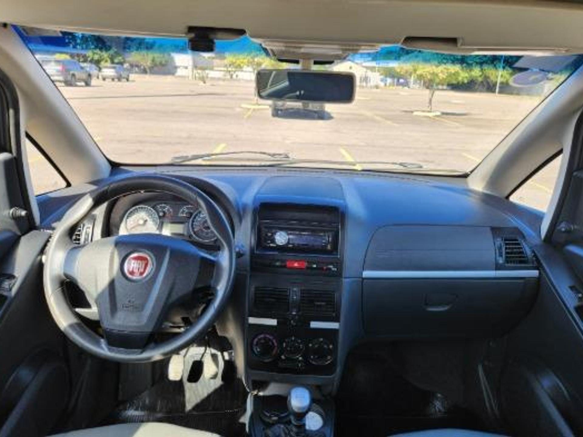 Fiat Idea ATTRACTIVE 1.4 Fire Flex 8V 5p