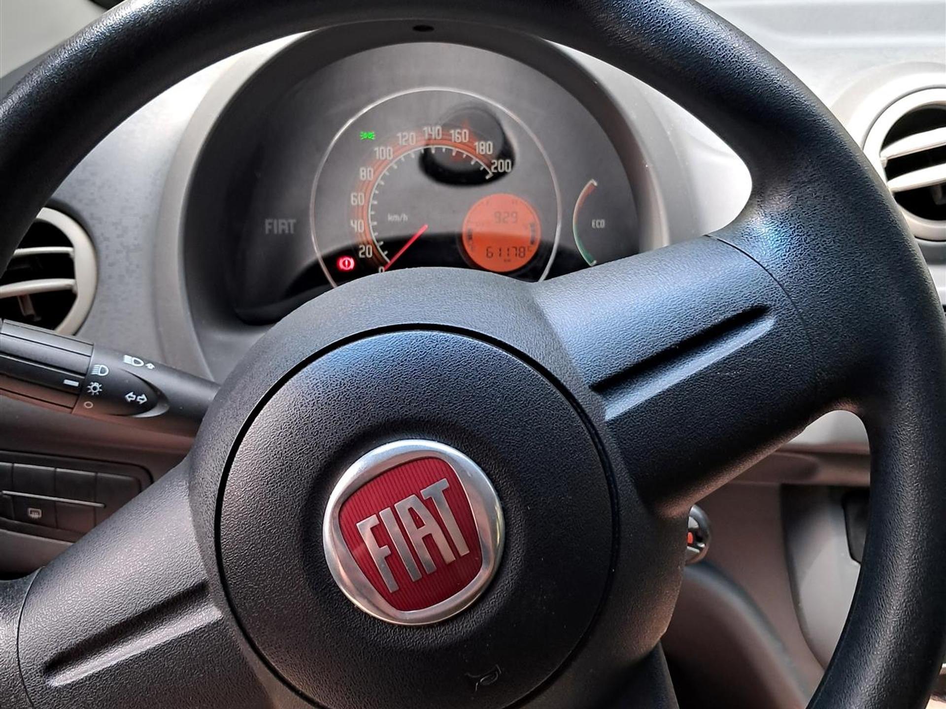 Fiat UNO VIVACE Celeb. 1.0 EVO F.Flex 8V 5p